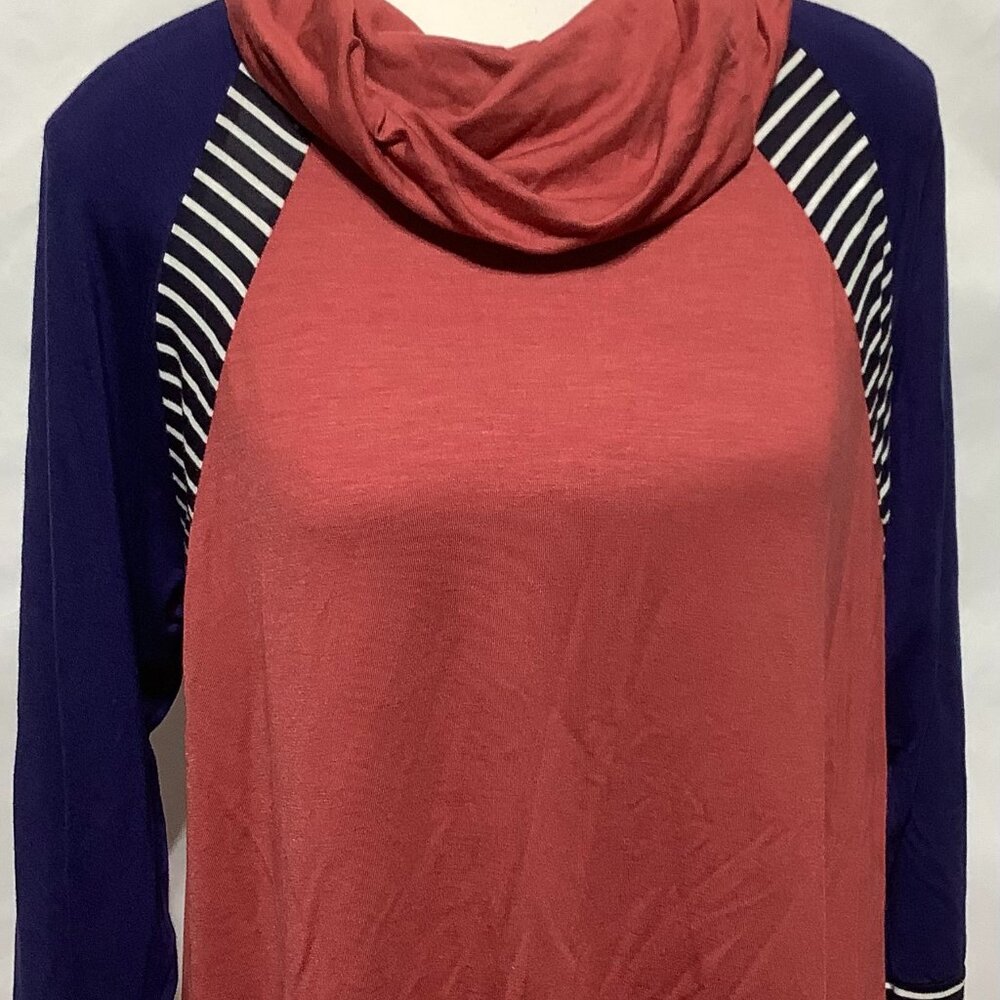 HAILEY & CO -COWL NECK LONG SLEEVE SHIRT-SIZE LARGE